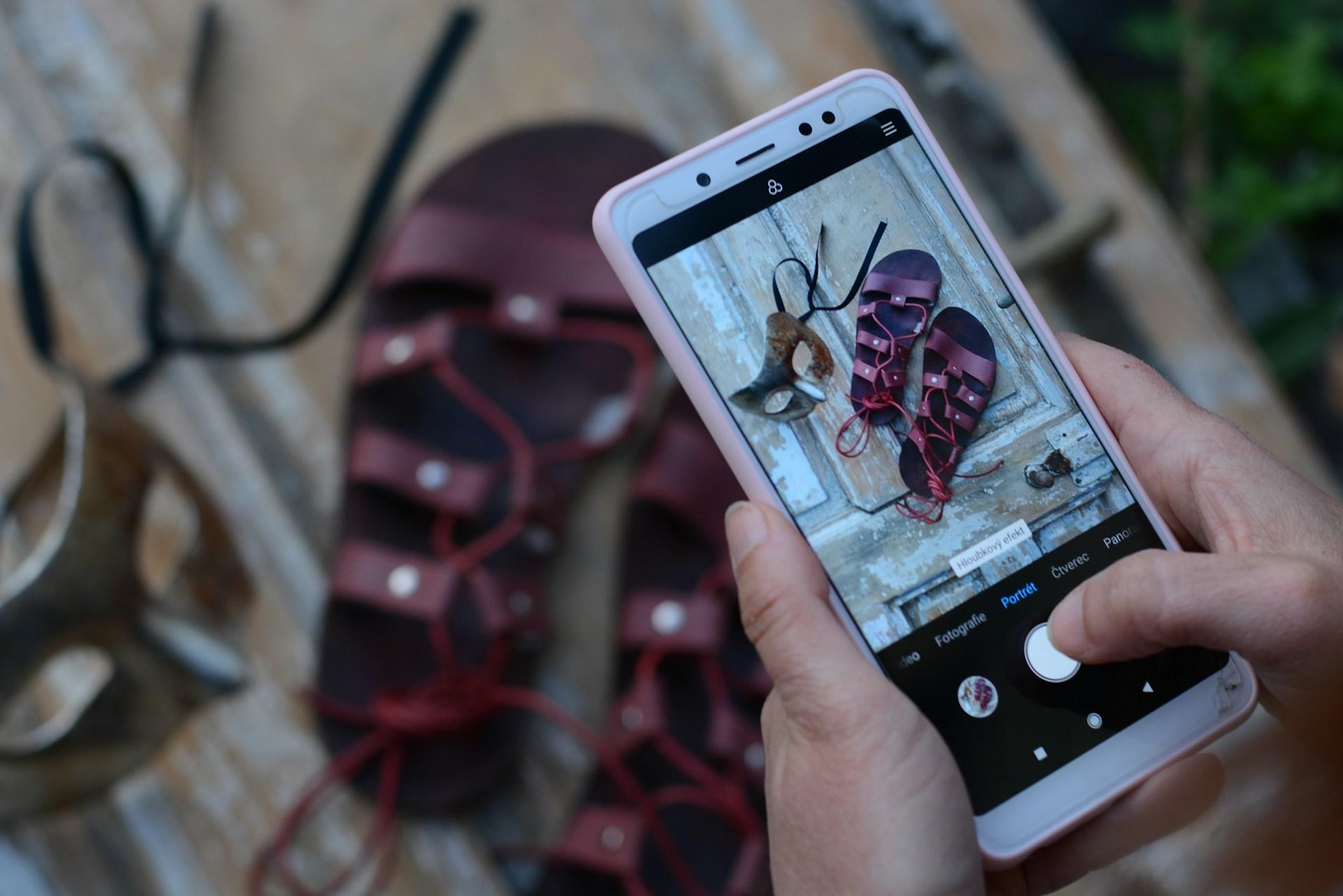 5 dicas para tirar fotos de produtos com o celular e preparar melhor para vender online