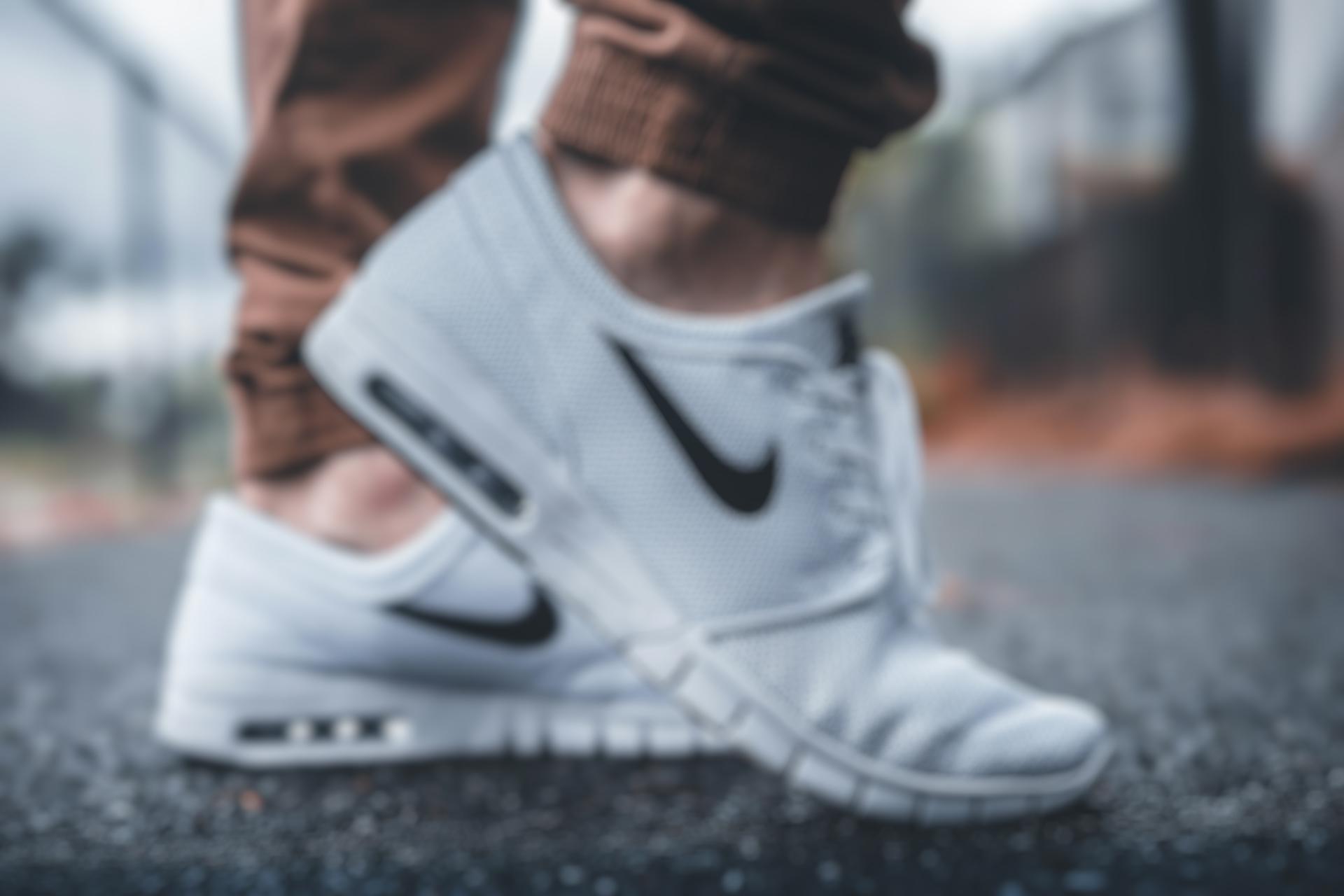 Por que suas fotos de produtos ficam distorcidas no site? (E como resolver)